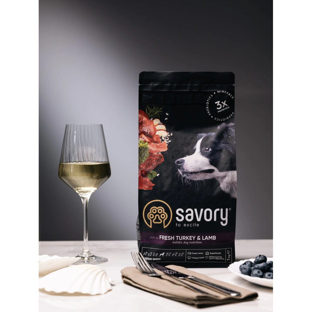 Сухой корм Savory Medium Breed rich in Fresh Turkey and Lamb для взрослых собак средних пород от 10 до 25 кг со свежим ягненком и индейкой