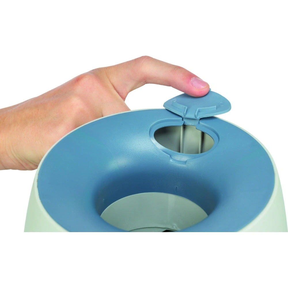 Игрушка Trixie Dog Activity для собак Ball and Treat интерактивная развивающая пластик 17х18 см