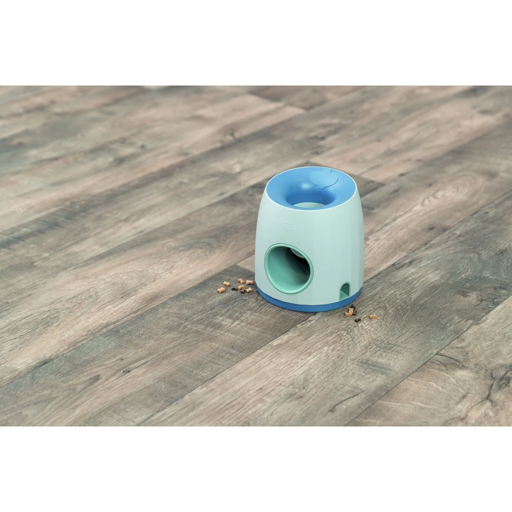Игрушка Trixie Dog Activity для собак Ball and Treat интерактивная развивающая пластик 17х18 см