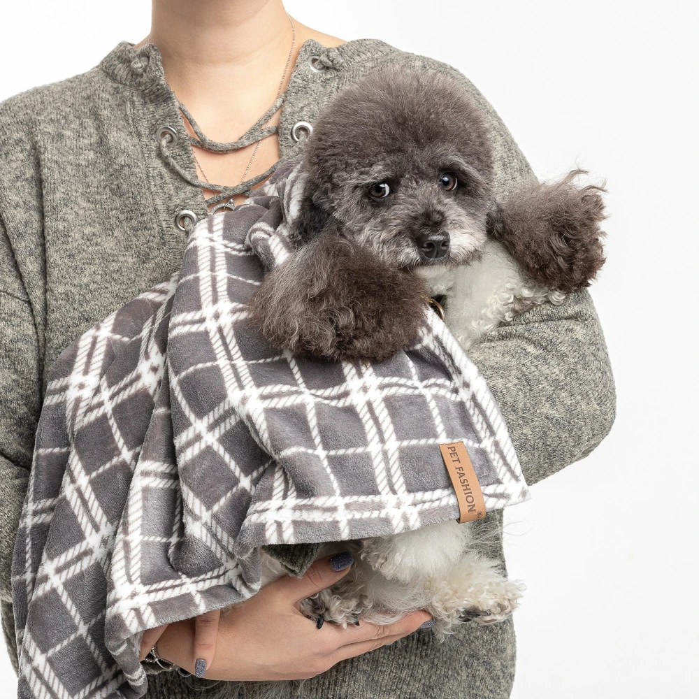 Плед Pet Fashion Bliss 2 для собак і котів плюш сірий картатий 70,5х94 см