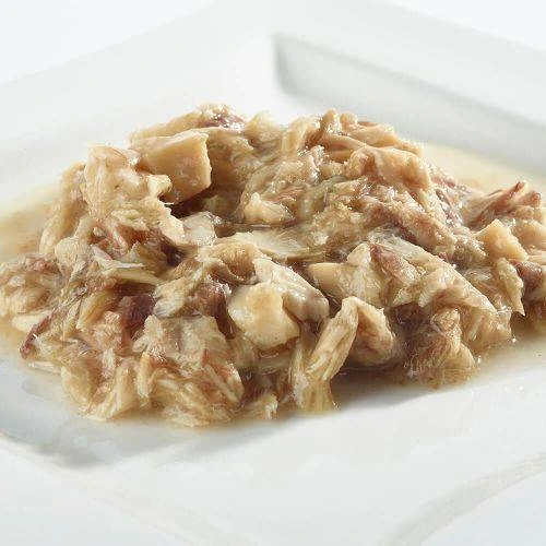 Натуральный влажный корм для собак Кусочки скумбрии с кальмаром в бульоне Fish4Dogs Finest 100 г (низкое содержание жира)