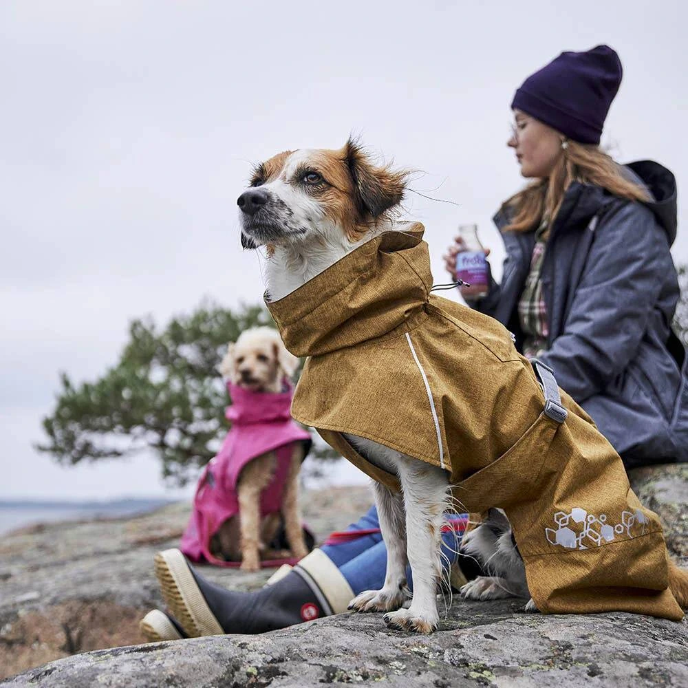 Дощовик для собак Hurtta Monsoon coat II ECO Бежевий 30