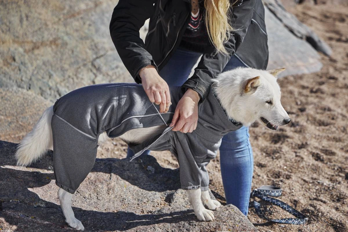 Утеплений комбінезон для собак Hurtta Midlayer Overall 30M Сірий